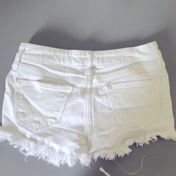 Holistier low-rise short-short - Picture 2 of 3